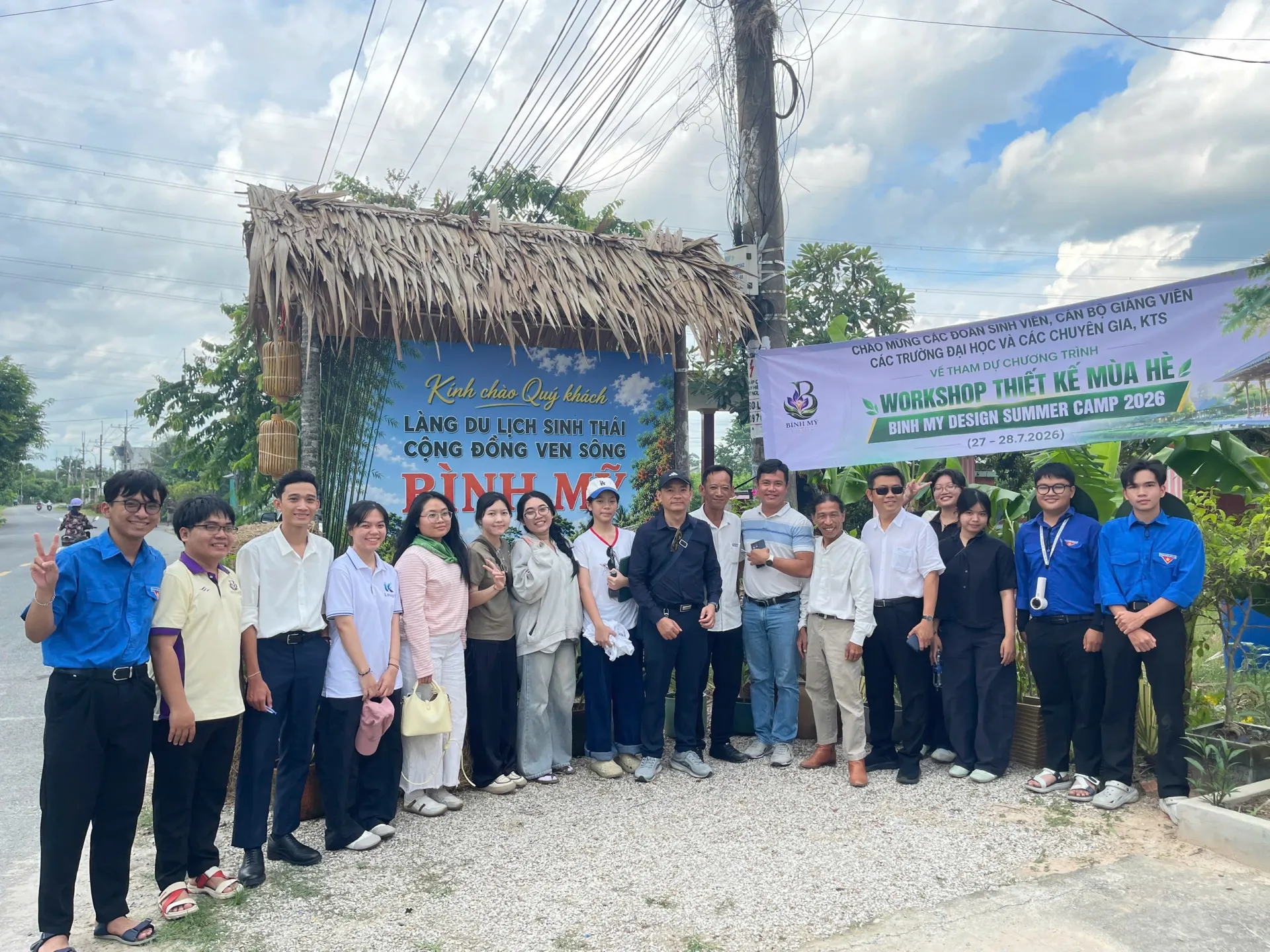 Khoảnh khắc tại Bình Mỹ